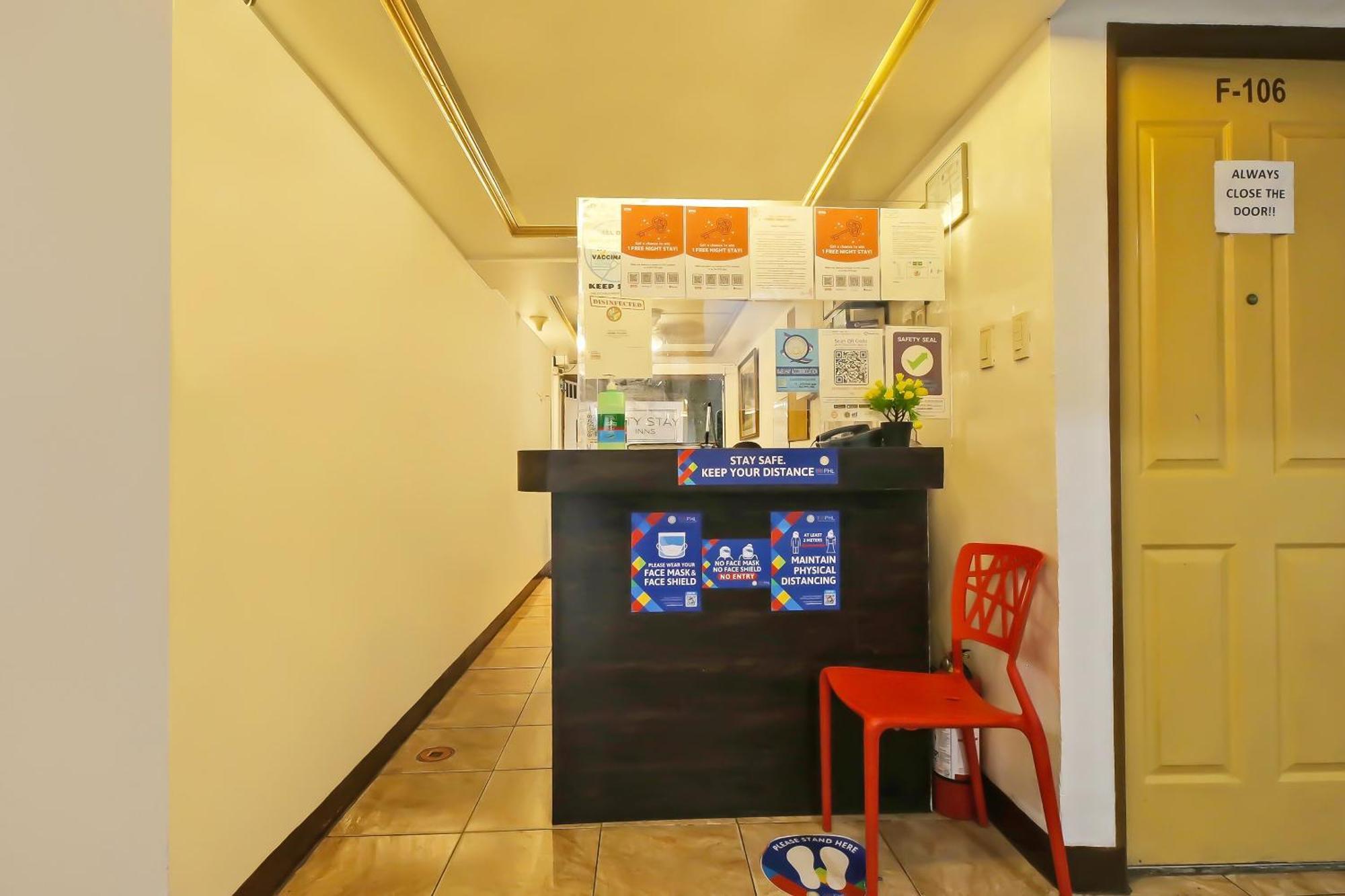 Oyo 882 City Stay Inns Makati City Hall Mandaluyong Esterno foto