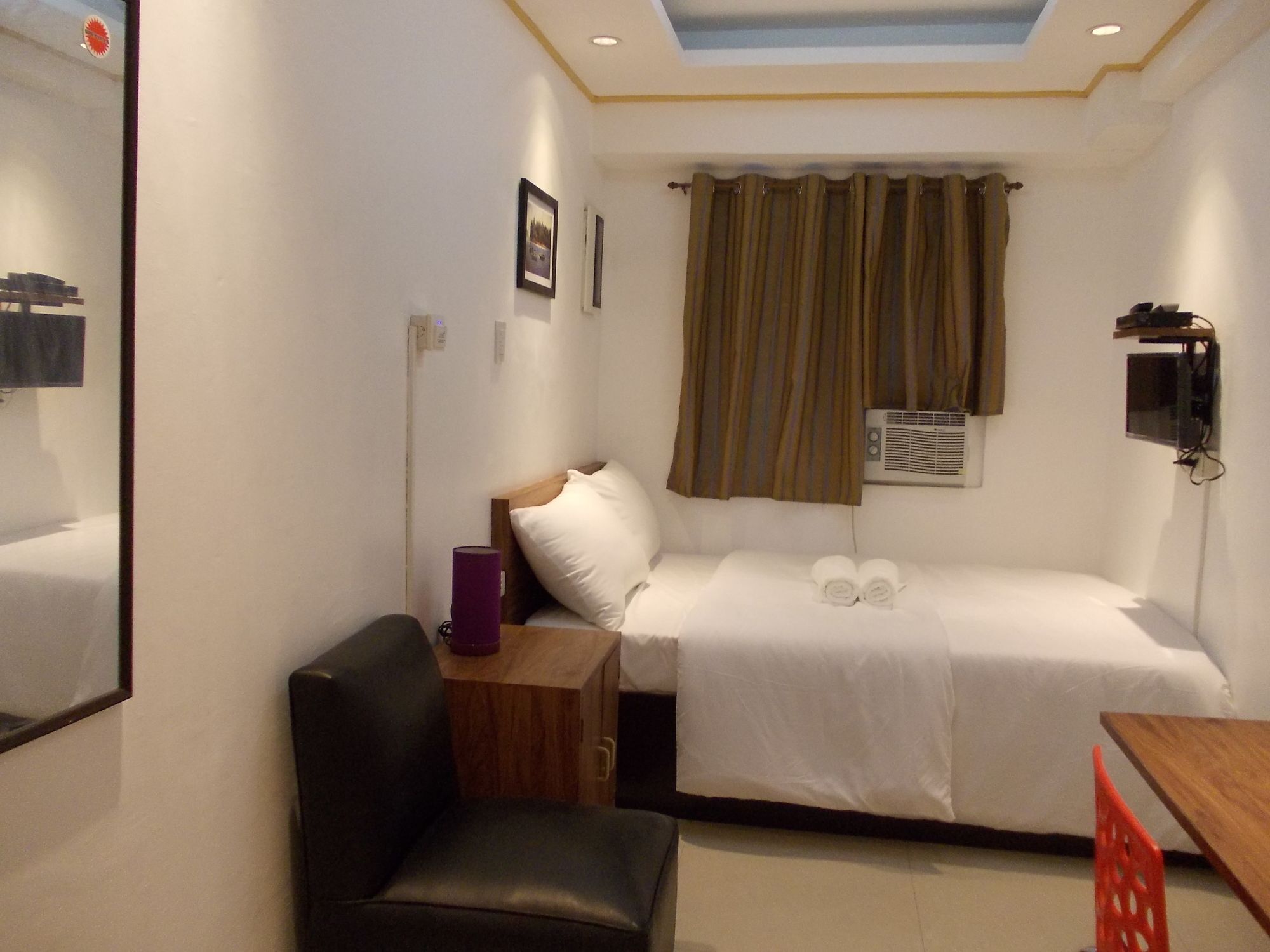 Oyo 882 City Stay Inns Makati City Hall Mandaluyong Esterno foto